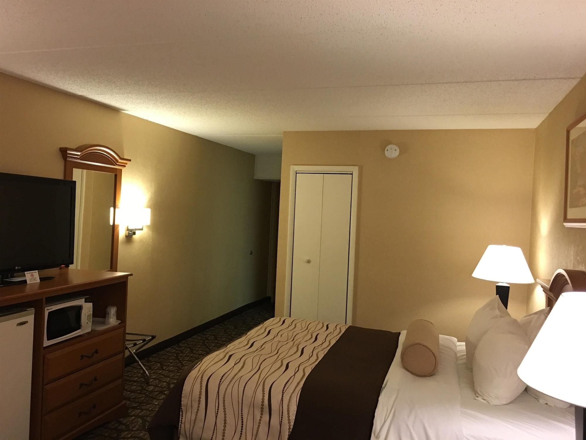 Best Western Clifton Park Exterior photo