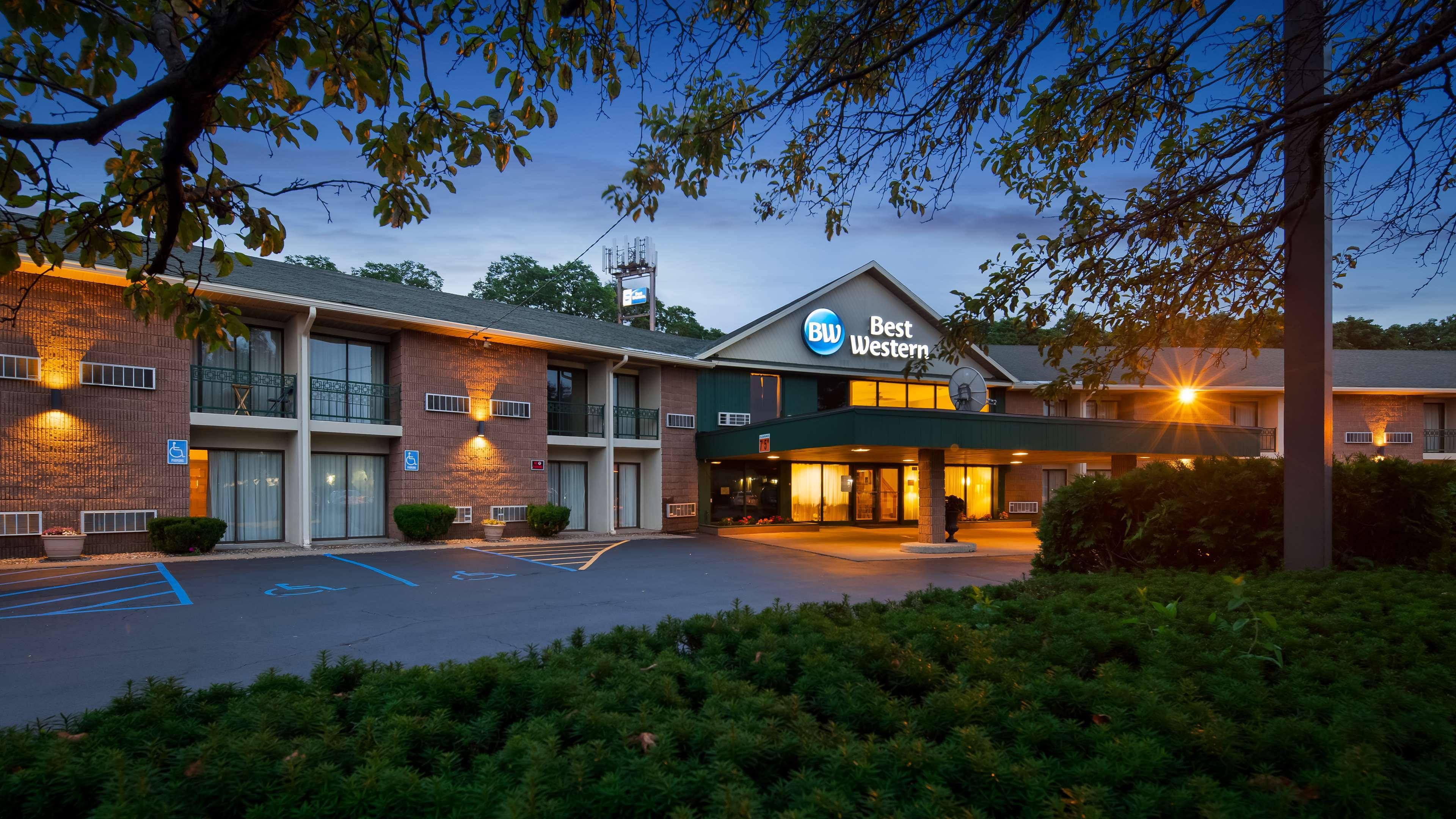 Best Western Clifton Park Exterior photo
