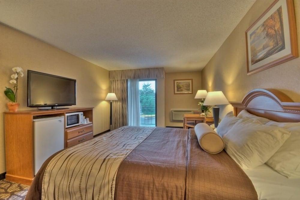 Best Western Clifton Park Exterior photo